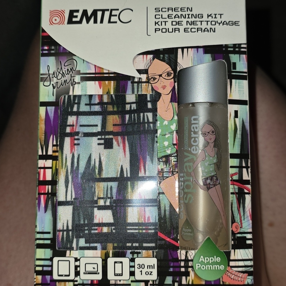 (J21) Emtec Screen Cleaning Kit NIB